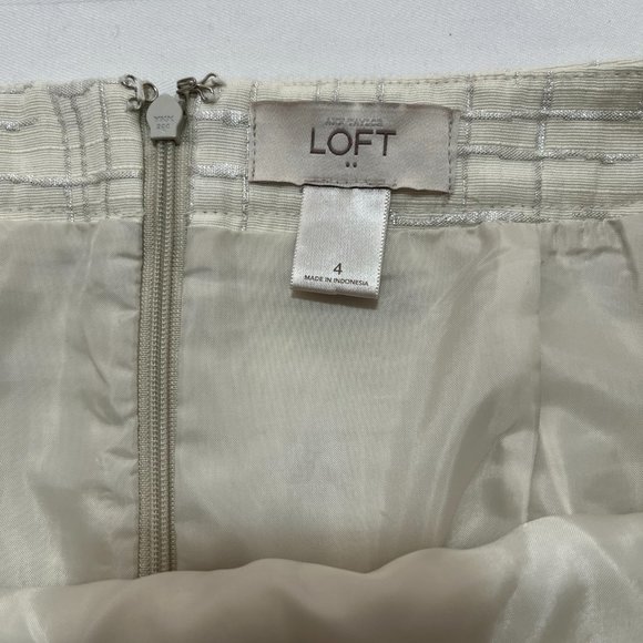 LOFT - Mini Skirt Metallic highlights Size 4 - Picture 9 of 9